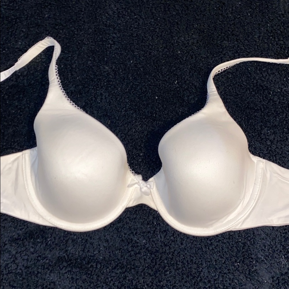 Victoria’s Secret body by Victoria multi way bra